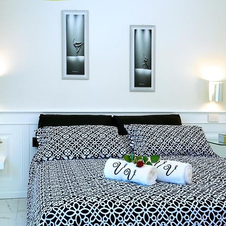 Villa Vittoria B&B - Wellness Terme di Miradolo ภายนอก รูปภาพ
