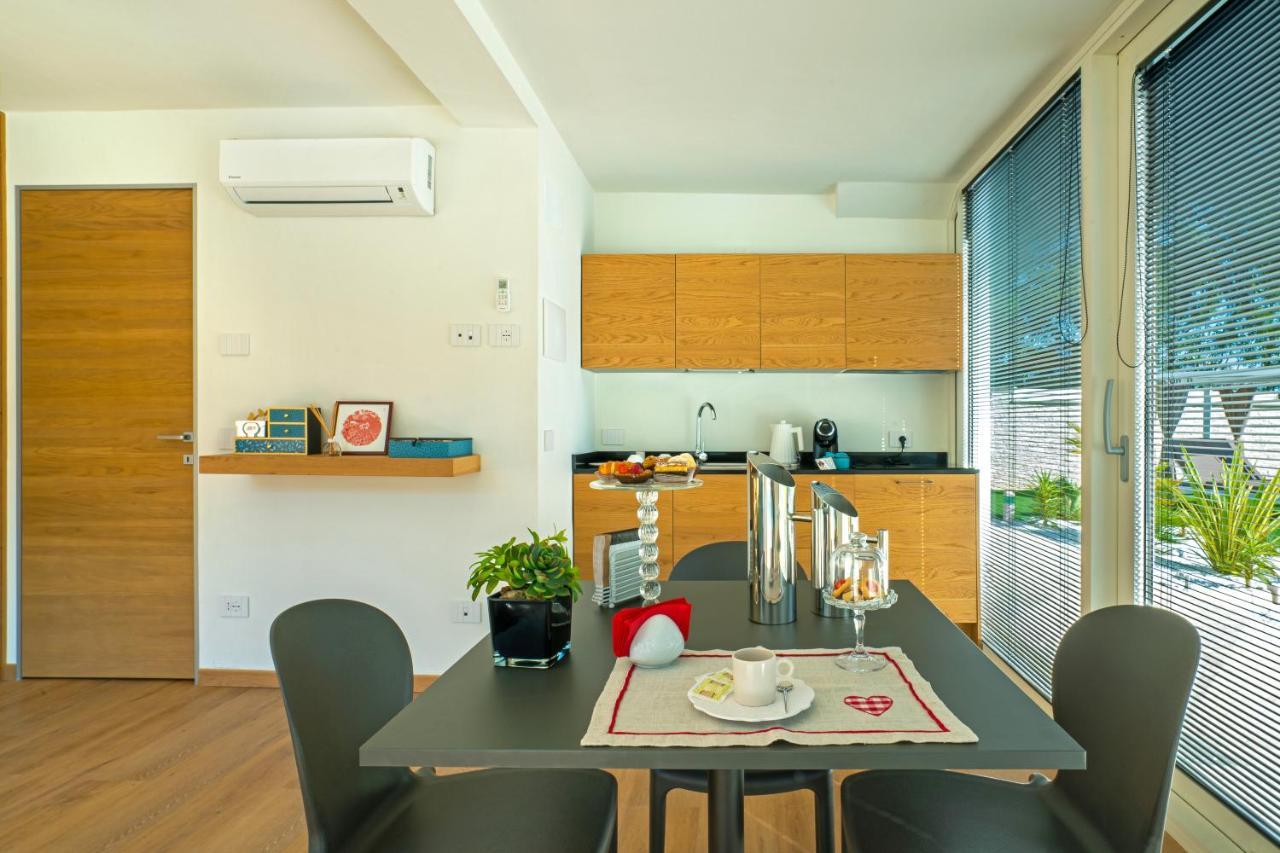 Villa Vittoria B&B - Wellness Terme di Miradolo ภายนอก รูปภาพ