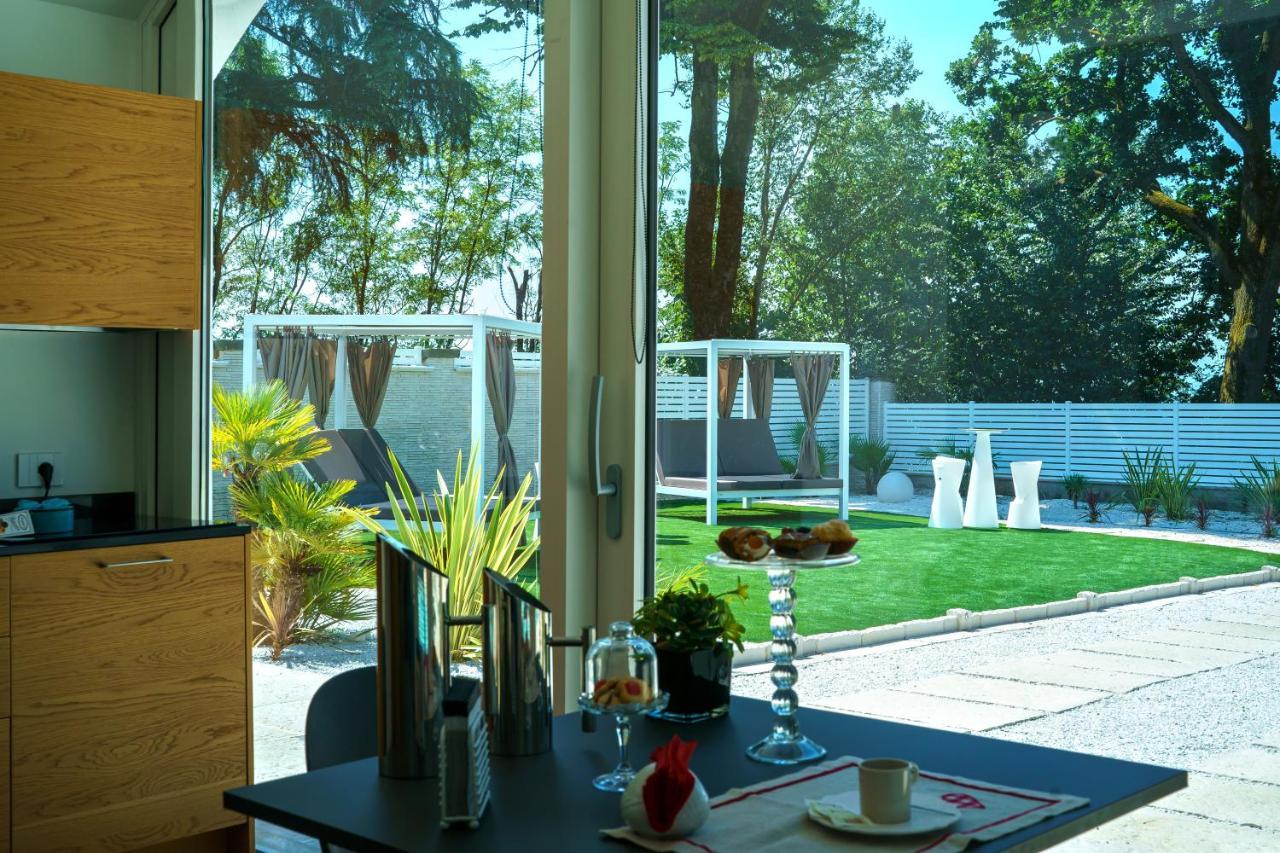 Villa Vittoria B&B - Wellness Terme di Miradolo ภายนอก รูปภาพ