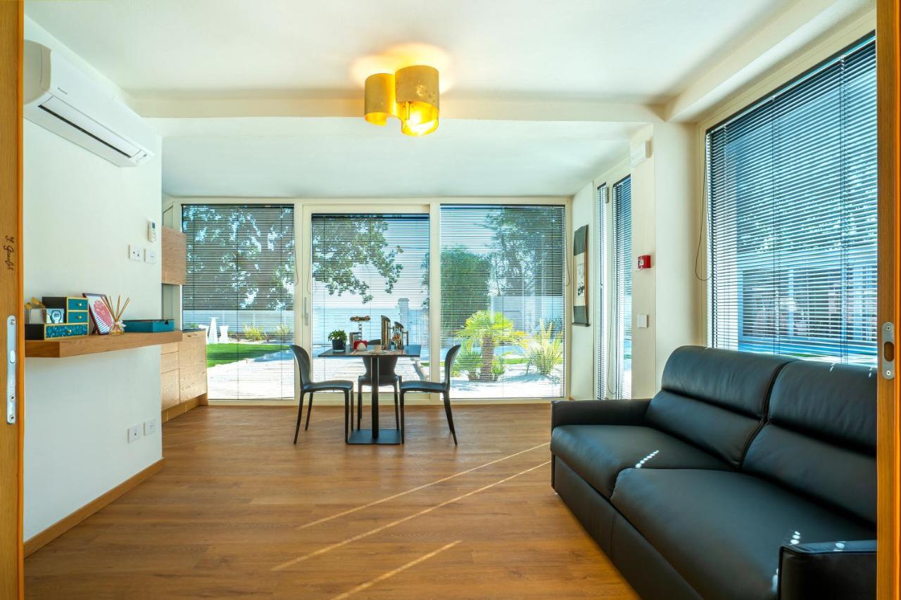 Villa Vittoria B&B - Wellness Terme di Miradolo ภายนอก รูปภาพ