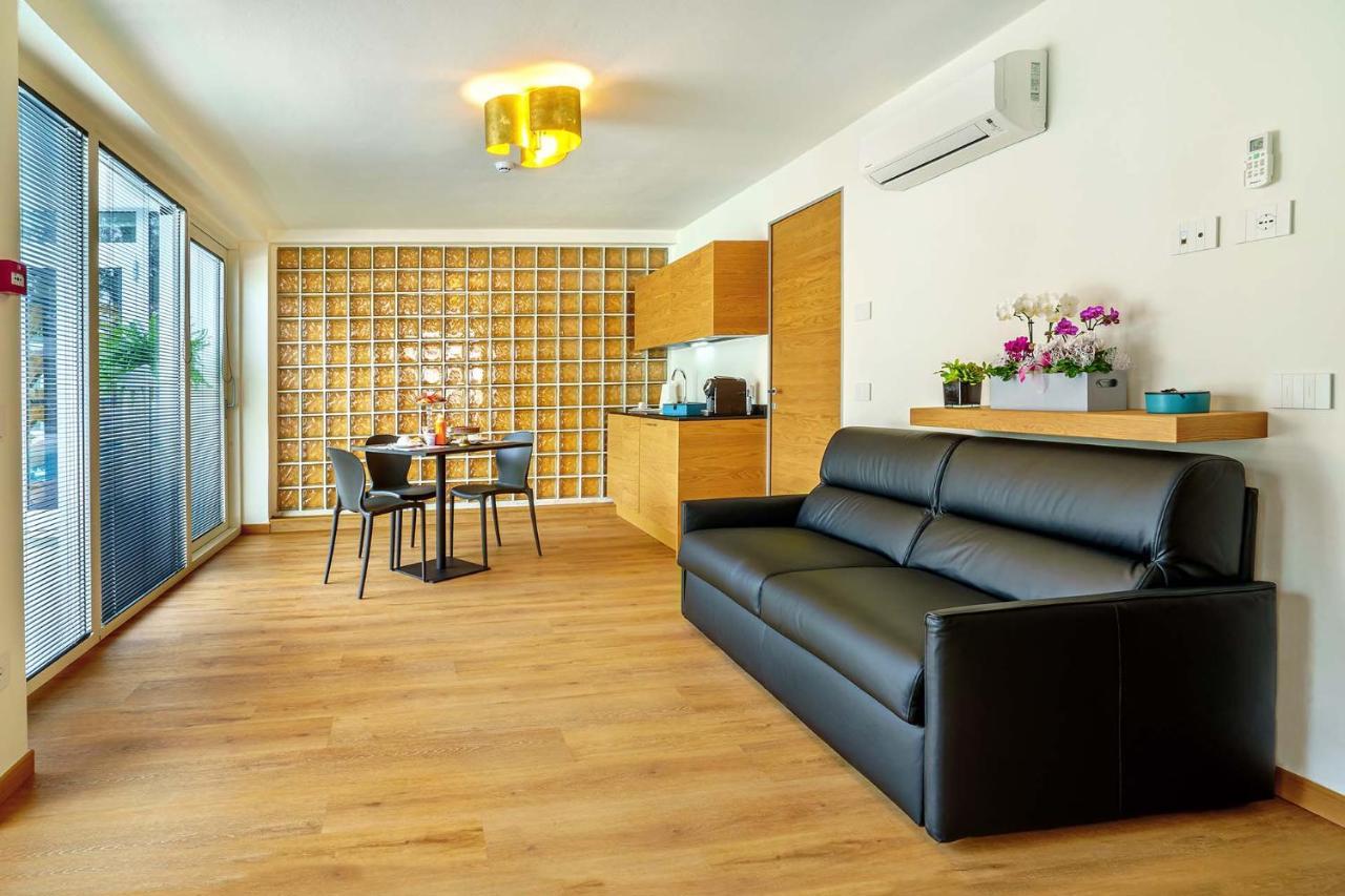 Villa Vittoria B&B - Wellness Terme di Miradolo ภายนอก รูปภาพ